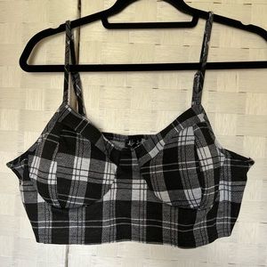 Black and White Crop Top